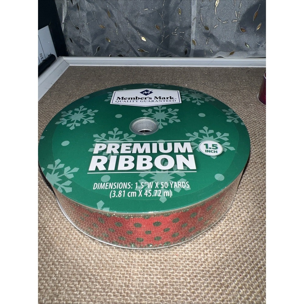 Member's Mark Wired Edge Holiday Ribbon 1.5" x 50 Yards Red Green Polka Dot RB07